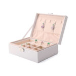 Produto Caixa porta joias 24x18,5x9cm c/ fechadura ref 9419 Kehome